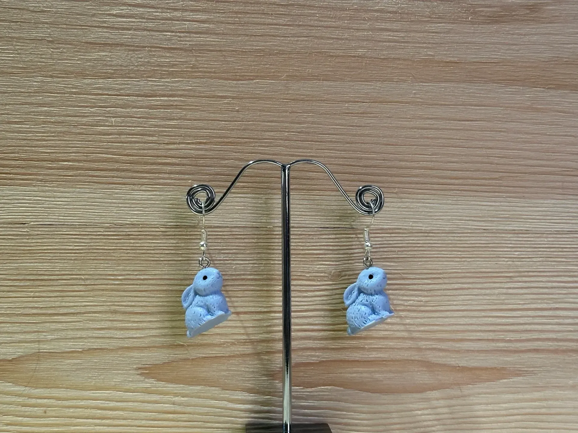 Boucle d'oreilles argentées lapin en acier inoxydable