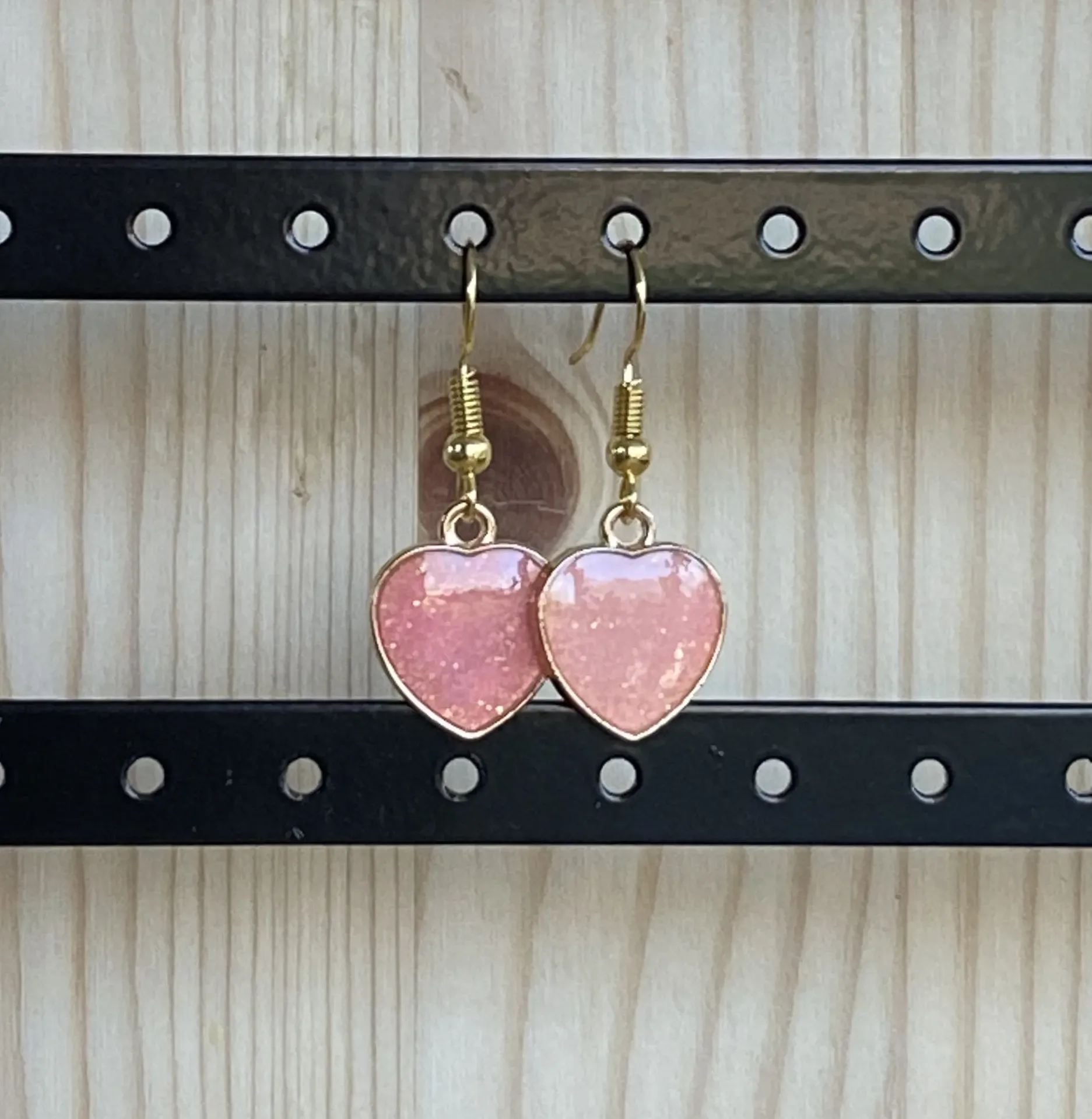 Boucle d'oreilles dorées cœur rose en acier inoxydable