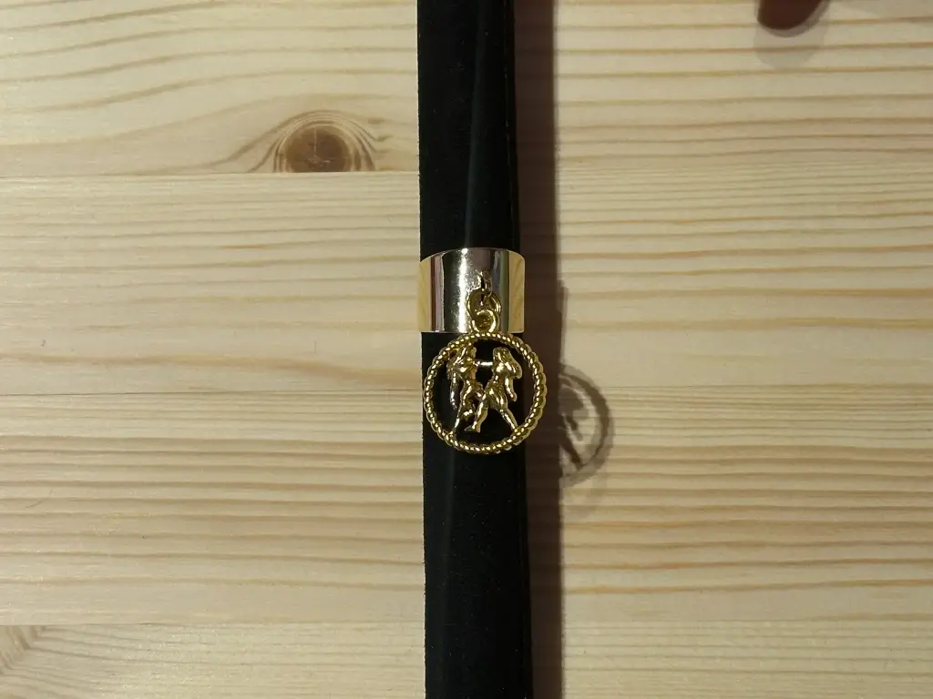 Bague dorée signe gémeaux en acier inoxydable