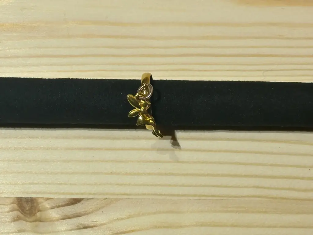 Bague dorée avec une fée en acier inoxydable