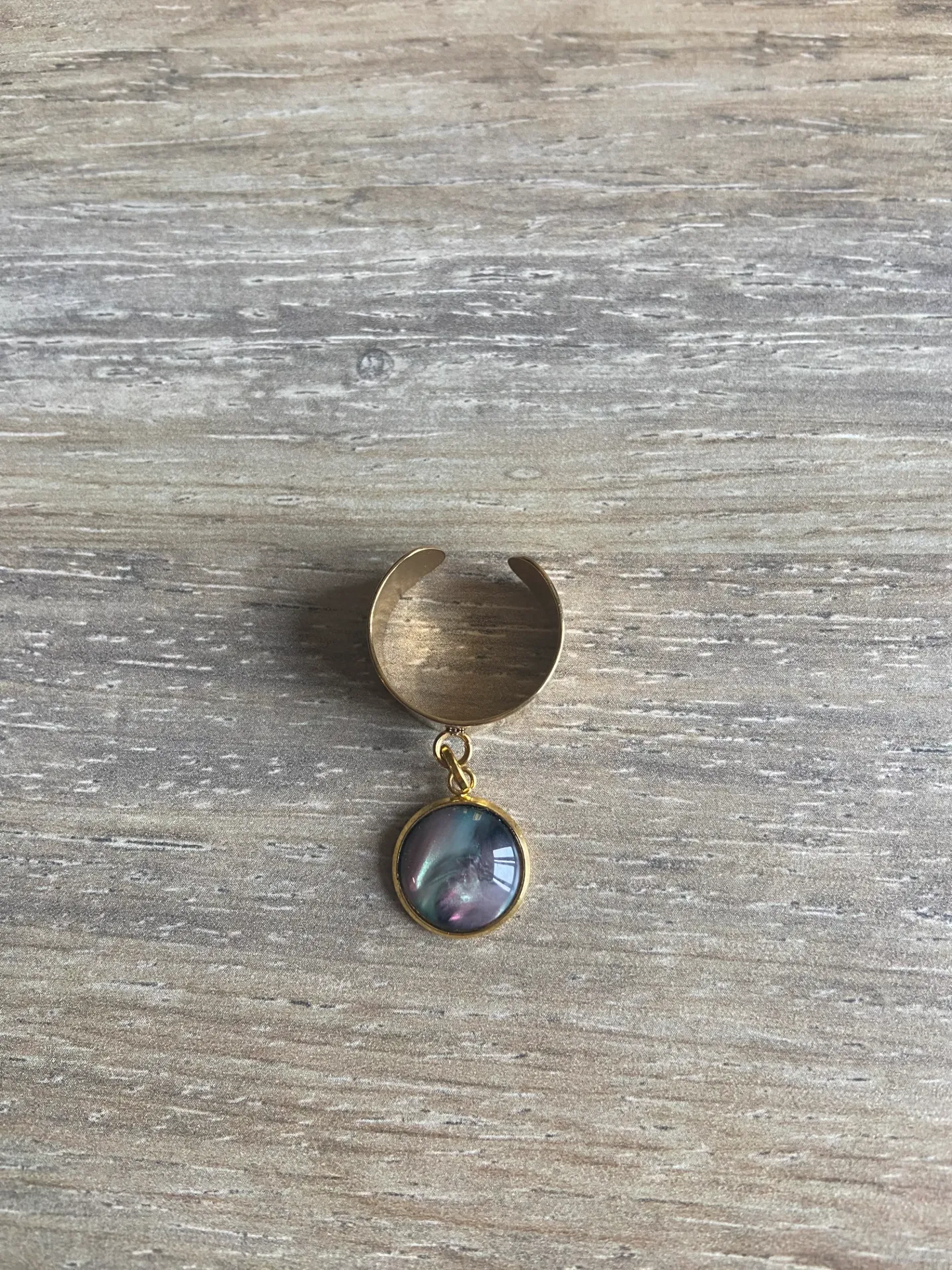 Bague dorée avec pendentif en acier inoxydable