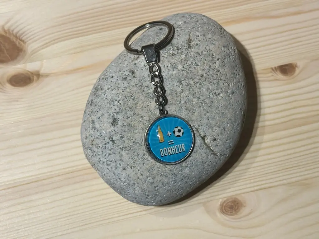 Porte-clé "bière + foot = bonheur"