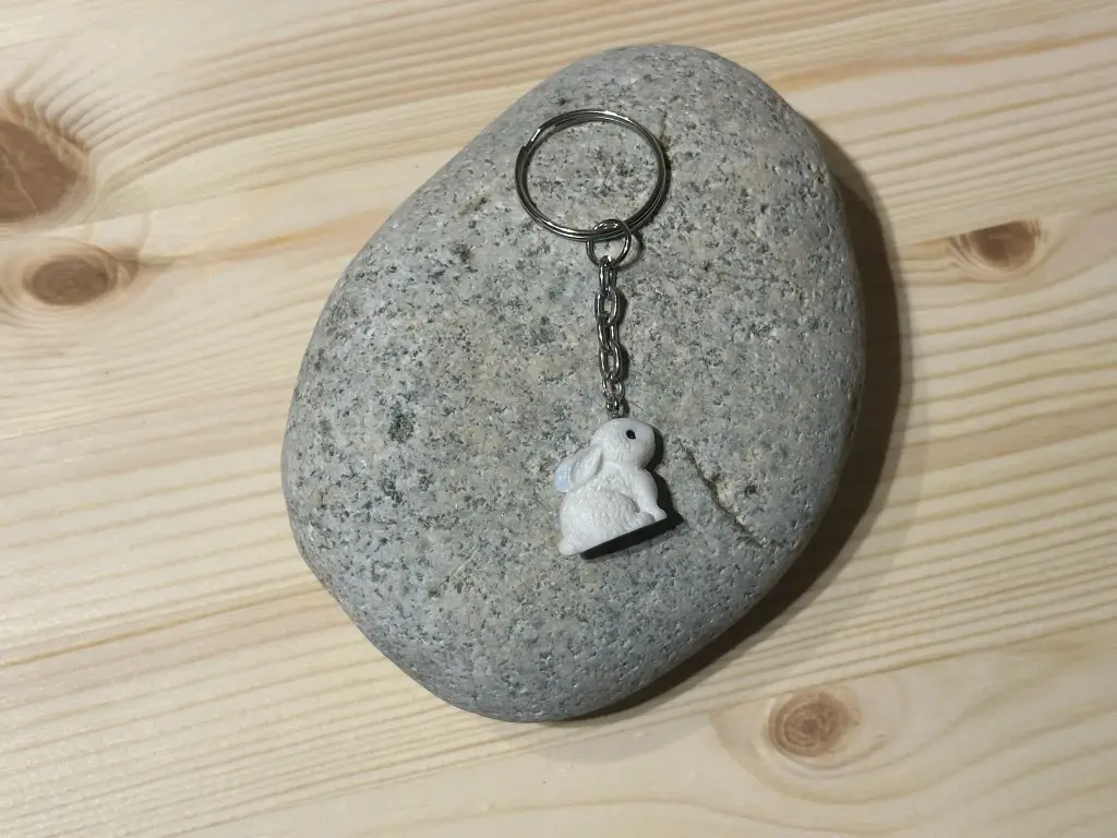 Porte-clé lapin blanc
