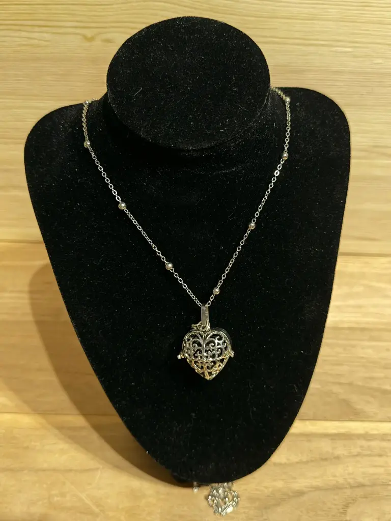 Bola de grossesse avec cage en forme de cœur 100cm