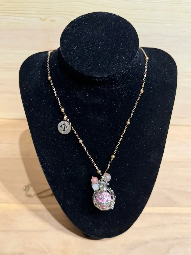 Bola de grossesse avec boule rose et perles 105cm