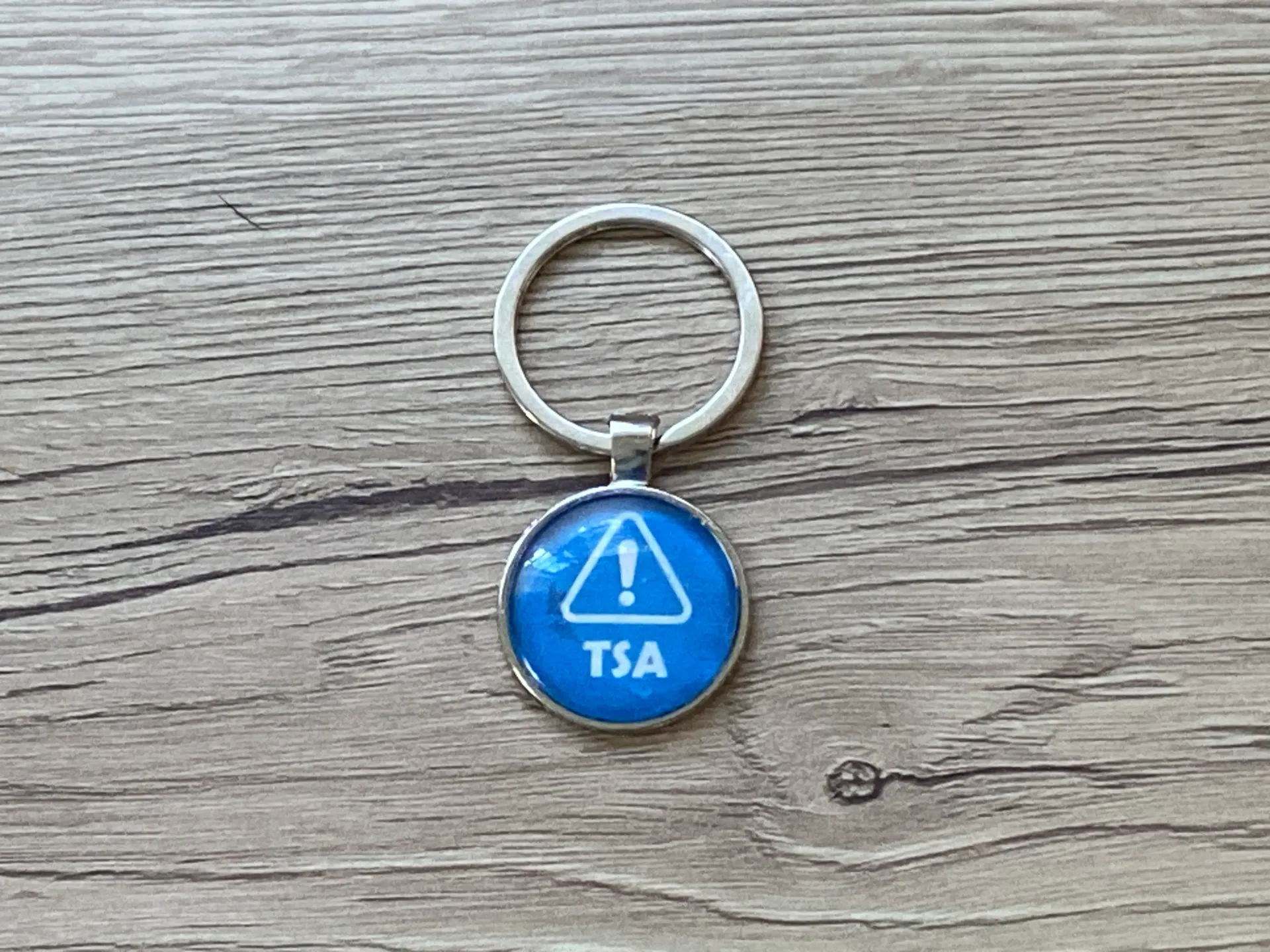 Porte-clé "attention TSA" 